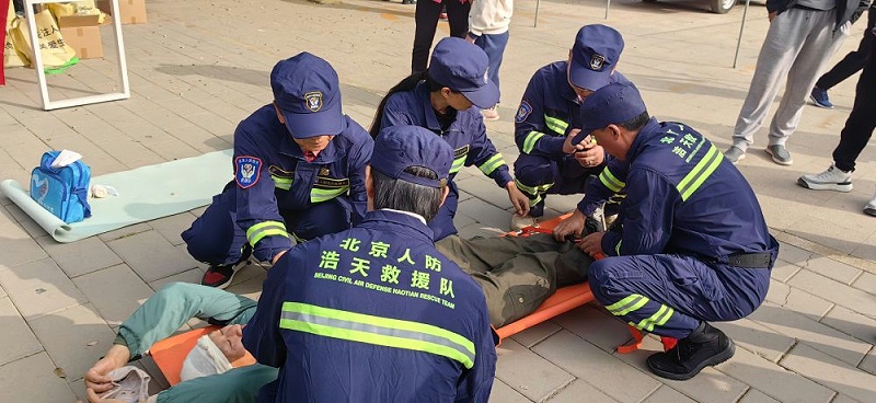 PRS草莓视频污版在线观看为北京人防浩天志愿者救援队潭柘寺服务站成立揭牌仪式保驾护航